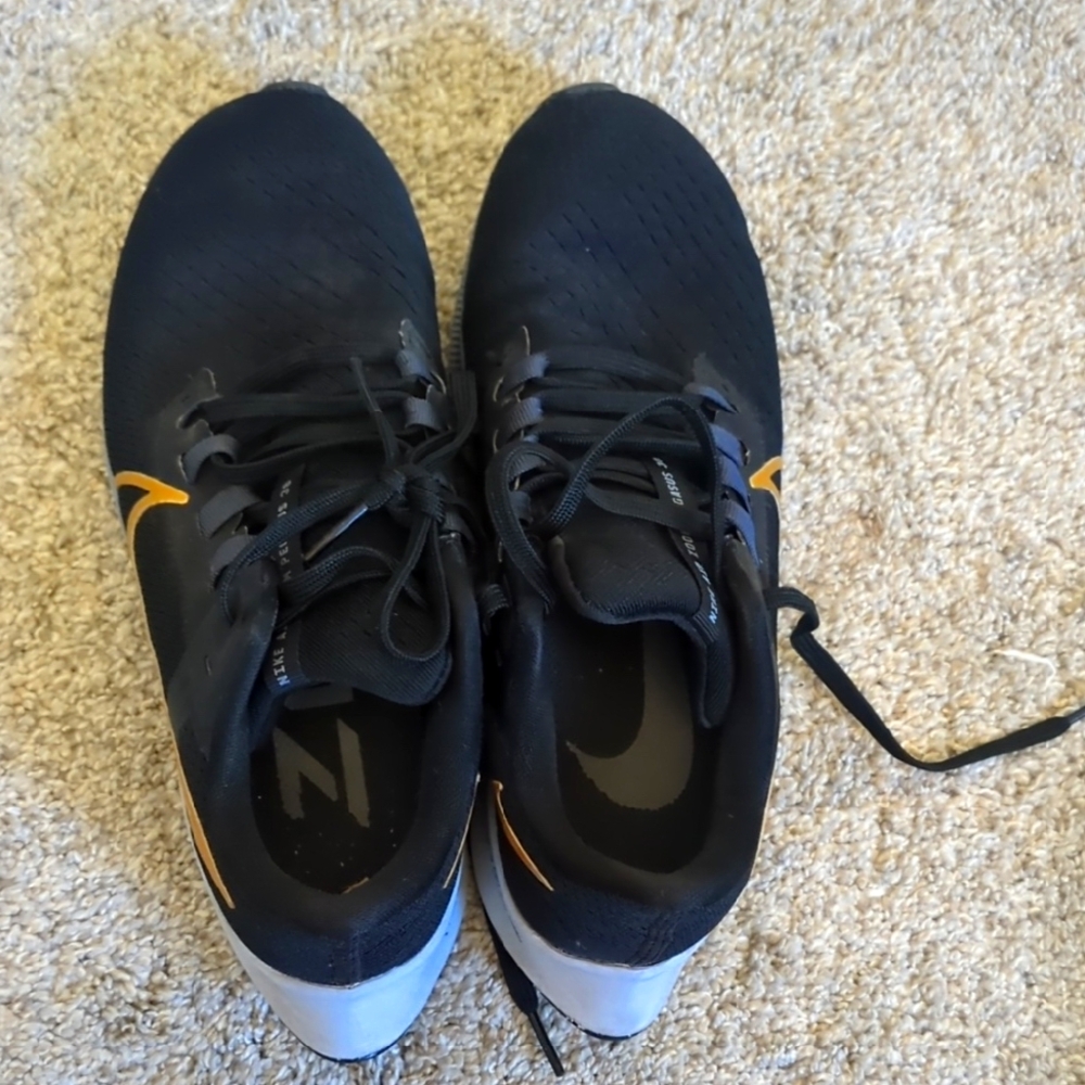 Nike Womens Black Pegasus Zoom Running Shoes